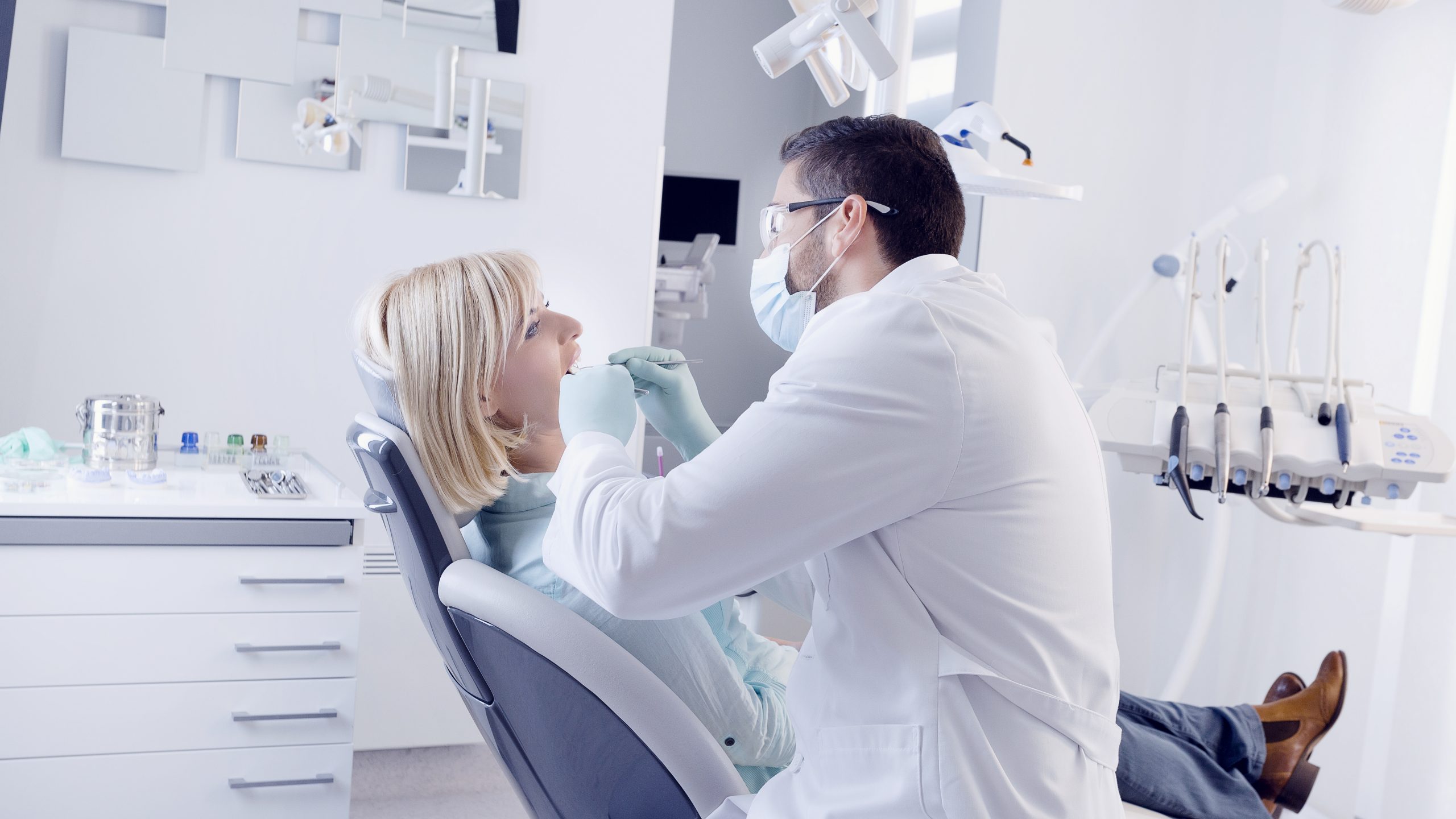 Dentist in Bronston, KY